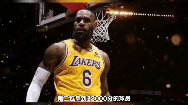 爱游戏官网-包含DWG不断突破！，詹姆斯连续五场比赛得分超过重要助攻上演精彩一战的词条